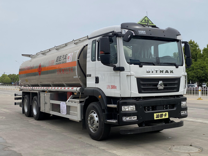 鋁合金運(yùn)油車，油罐車，楚勝汽車集團(tuán)